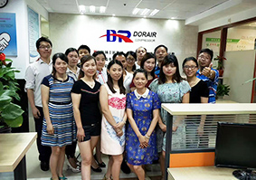 德瑞亞空壓機廠家商務部合影 德瑞亞空壓機廠家商務部合影